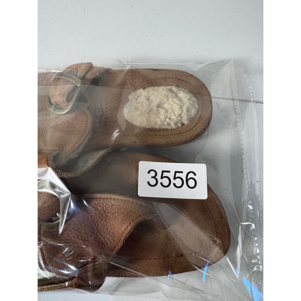 UGG Australia Leather‎ Thong Sandals Women Size 6 Brown Shearling Lined Boho - Picture 9 of 10